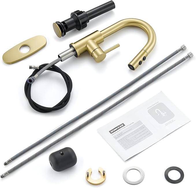 Gold Bathroom Faucet with Pull Down Sprayer, Single Hole Bathroom Faucet with Pop-up Drain and Flexible Hoses, 1 Handle Sink Faucets for Vanity, Modern Farmhouse, Vanity, Restroom