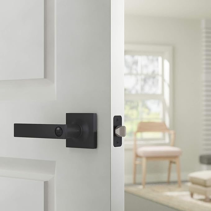 Amazon Basics Contemporary Stamford Privacy Door Lever, Easy Installation, Matte Black, 2-Pack