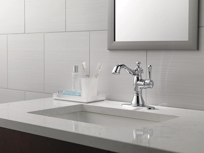 Delta Faucet Cassidy Single Hole Bathroom Faucet, Single Handle Bathroom Faucet Chrome, Bathroom Sink Faucet, Metal Drain Assembly, Chrome 597LF-MPU