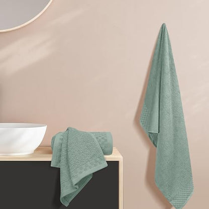MyOwn Ultra Soft 3 Pack Cotton Towel Set, Contains a Bath Towels 28x55 inch, a Hand Towels 16x24 inch & a Wash Coths 12x12 inch, Ideal Everyday use, Compact & Lightweight - Jade