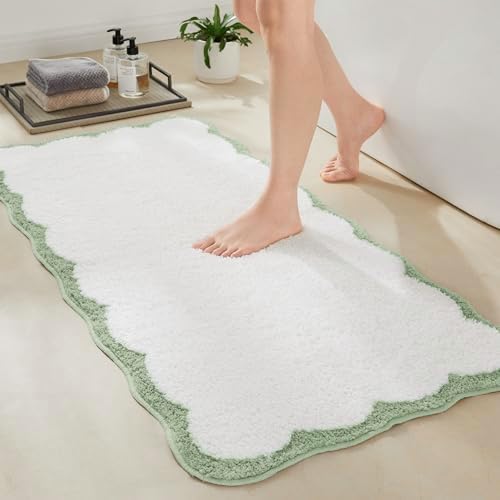 Ohocut Luxury Microfiber Scalloped Runner Rug, Sage Green Scalloped Piping White Long Bathroom Rug Cute Aesthetic Bath Mat for Bathroom, Tub, Sink, Shower, Anti Slip, Extra Soft, Absorbent, 47x24