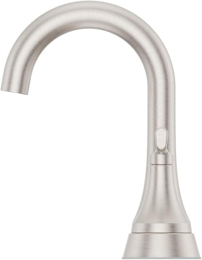 Pfister Vedra 2-Handle 4" Centerset Bathroom Faucet in Polished Chrome