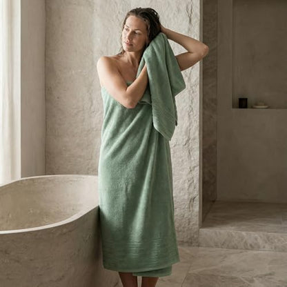 REDKISS Luxury Bath Towels Set of 4, 35x70 in, Highly Absorbent & Quick Dry, Super Soft Extra Large Premium Thick Cotton Green Bath Sheets for Shower, Hotel, Bathroom, Spa