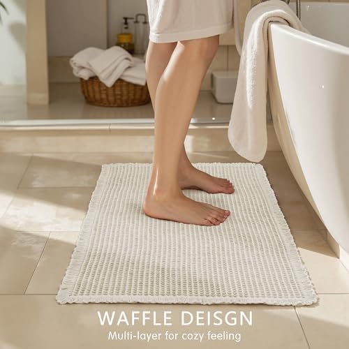 SUBRTEX Waffle Braided Bath Mat, 16" x 24" Soft Waffle Bath Rugs, Absorbent Non Slip Bathrooom Mats, Machine Washable Area Rug for Bathroom, Quick Dry, Off White