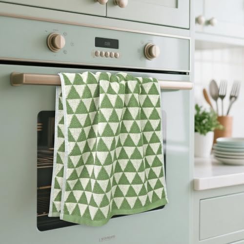 Jacquotha Hand Towels Green (Geometric Triangle)