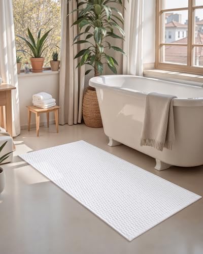 Color&Geometry 24"x36" Chenille Boho Bathroom Rug with Rubber Backing,White