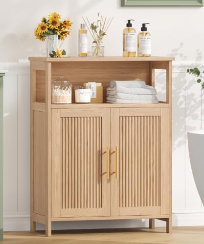 Keehusux Fluted Bathroom Storage Cabinet with 2 Doors & Shelf, Natural Oak