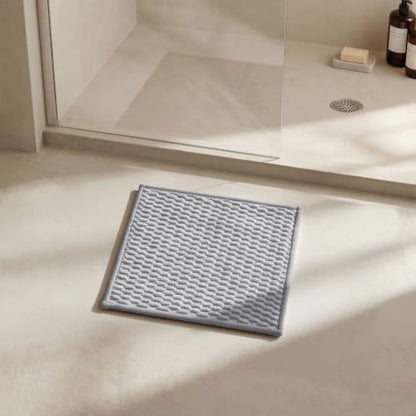 Triohero Small Bathroom Rugs Non Slip Washable Bath Rugs Super Absorbent Bathroom Rug Thin Quick Dry Low Pile Bath Mats, Light Grey 12x12