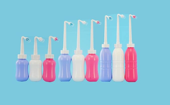 Upside Down Bidet for Postpartum Care, Old People&Child Cleansing.Portable Bidet Sprayer and Travel Bidet with Hand Held Bidet Bottle for Personal Cleansing (S, red)