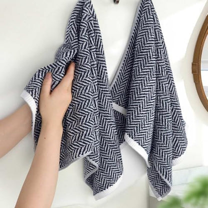 Cleanbear Hand Towels for Bathroom 4 Pack - Herringbone Stripes, 13” x 28”