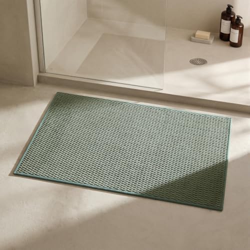 Triohero Bathroom Rugs Non Slip Washable, Super Absorbent Thin Bath Mat Small Quick Dry Low Pile Bathroom Rug, Sage Green 20"x30"