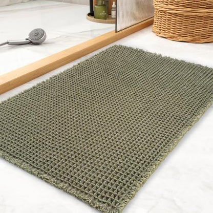 tchdio Waffle Bath Mat Rug, Super Absorbent Non Slip Bath Mats Ultra Soft Bathmat Machine Washable Bathroom Rugs with Tassels, Bath Rugs for Bathroom Floor Beside Tub, 20" x 32", Green