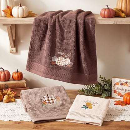 Peryiter 3 Pack Plaid Autumn Pumpkin Decorative Bath Towel Set