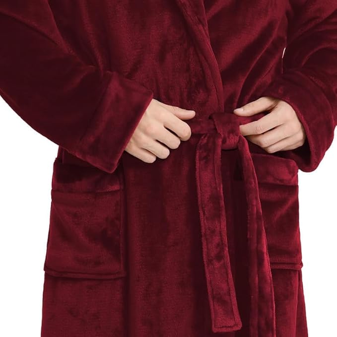 Yurhap Luxury Mens Robe with Hood, Ultra Cozy Fleece Bathrobe for Men, Plush Hooded Robe with Belt & 2 Pockets