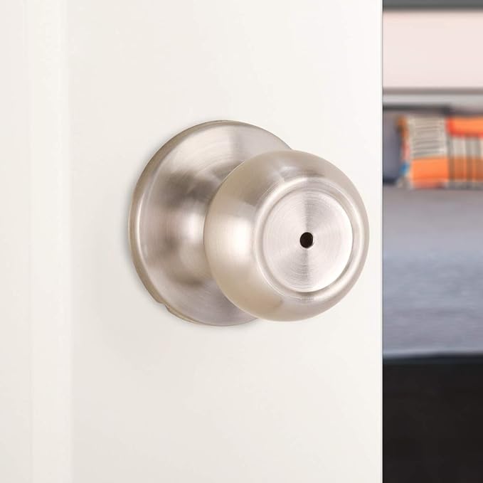 Amazon Basics Bedroom/Bathroom Door Knob With Lock, Coastal, Easy to Install, 1-3/8" to 1-3/4", Satin Nickel
