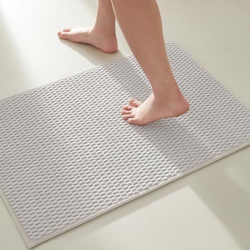 TYUU Bathroom Rugs Non Slip Washable, Super Absorbent Thin Bath Mat Small Quick Dry Low Pile Bathroom Rug, Light Grey 20"x30"