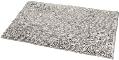 Amazon Basics Platinum Bathroom Rug Mat, Ultra Absorbent Plush Shag, Non-Slip, Quick Drying, Machine Washable, 21" x 34"