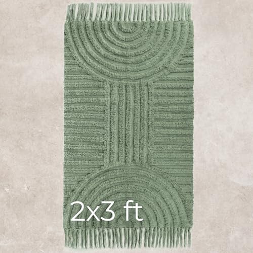 KIBAGA Beautiful Boho Rug with Tassels for Bathroom - Soft 2x3 ft Cotton