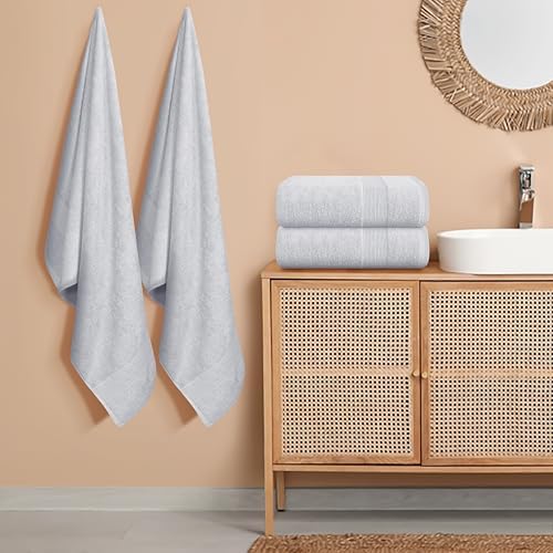 Belizzi Home 4 Pack Bath Towel Set 27x54, 100% Ring Spun Cotton, Ultra Soft Highly Absorbent Machine Washable Hotel Spa Quality Bath Towels for Bathroom, 4 Bath Towels Light Grey