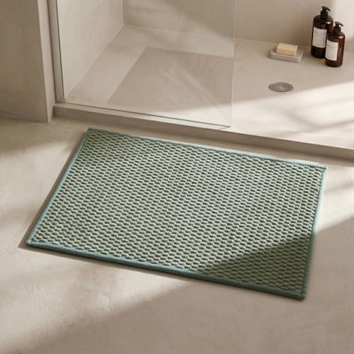 Triohero Bathroom Rugs Non Slip Washable, Super Absorbent Thin Bath Mat Small Quick Dry Low Pile Bathroom Rug, Sage Green 16"x24"