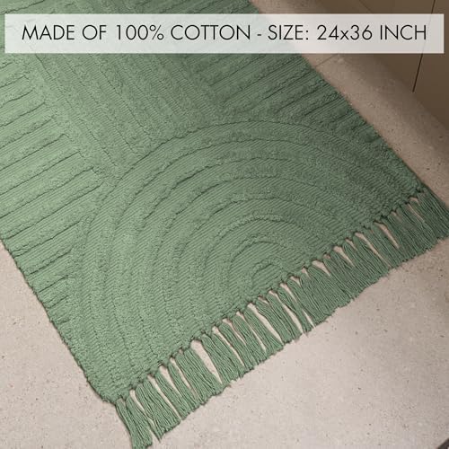 KIBAGA Beautiful Boho Rug with Tassels for Bathroom - Soft 2x3 ft Cotton