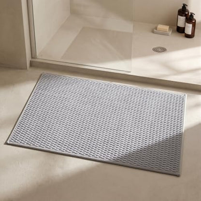 Triohero Bathroom Rugs Non Slip Washable, Super Absorbent Thin Bath Mat Quick Dry Low Pile Bathroom Rug, Light Grey 24"x36"