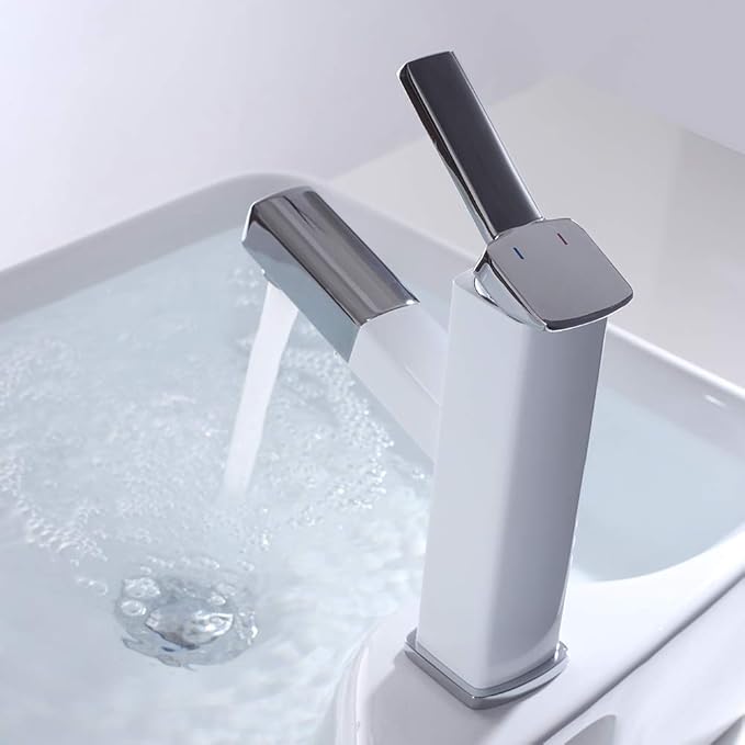 KAIYING Bathroom Sink Faucet with Pull Out Sprayer, Single Handle Basin Mixer Tap for Hot and Cold Water, Pull Down Sink Faucet with Rotating Spout (Regular, Chrome & White)