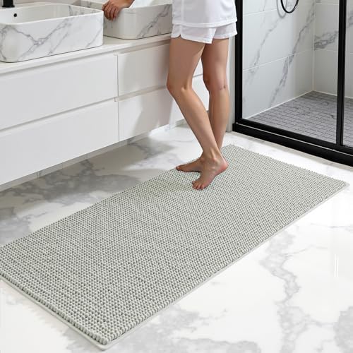 SUBRTEX Bathroom Rugs, 24" x 44" Chenille Bath Rug Soft Short Plush Bath Mat Soft Shower Mat Water Absorbent Shower Mat Quick Dry Machine Washable, Light Gray