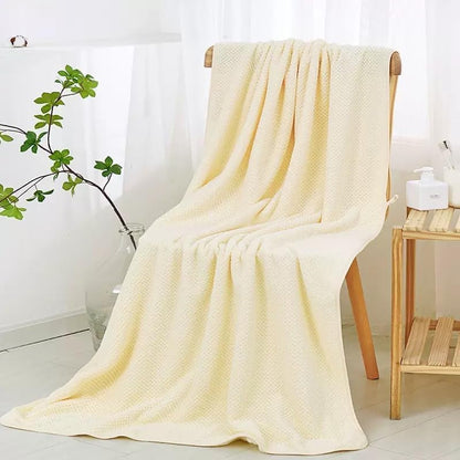 Super Size Thick Coral Fleece Bath Towel 35 * 70inches, Ultra Soft & Highly Absorbent Quick-Dry Bath Sheet, Plush Microfiber Towel for Adults, Women, Men, Spa, Beach and Gift Ideas