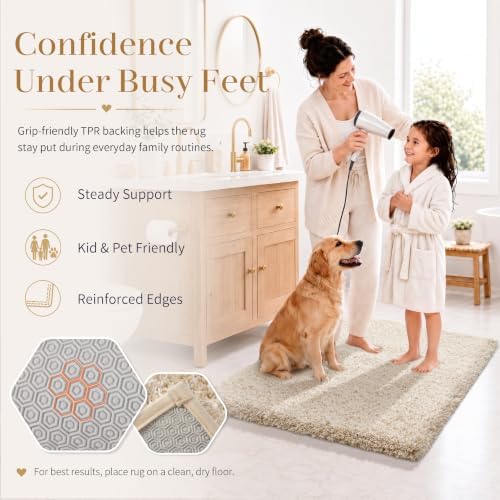 Yimobra Bathroom Rugs Non Slip Washable 36X24, Ultra Soft and Water Absorbent Bath Mats, Plush Fluffy Shower Mat Outside, Luxury Microfiber Thick Matts for Bathroom Floor/Tub, Light Beige and White