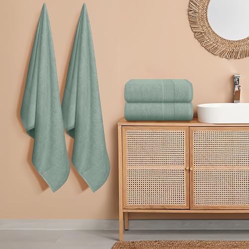 Belizzi Home 4 Pack Bath Towel Set 27x54, 100% Ring Spun Cotton, Ultra Soft Highly Absorbent Machine Washable Hotel Spa Quality Bath Towels for Bathroom, 4 Bath Towels - Jade