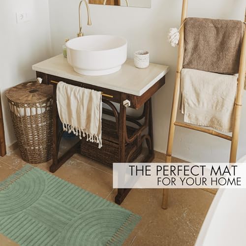 KIBAGA Beautiful Boho Rug with Tassels for Bathroom - Soft 2x3 ft Cotton