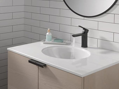 Delta Modern Matte Black Bathroom Faucet 1 Hole, Single Hole Bathroom Sink Faucet for Vanity, Push-Pop Drain Assembly, Matte Black 581LF-BLGPM-PP