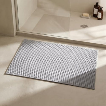 Triohero Bathroom Rugs Non Slip Washable, Super Absorbent Thin Bath Mat Small Quick Dry Low Pile Bathroom Rug, Light Grey 20"x30"