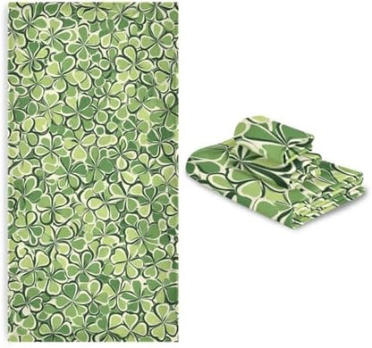 Naanle Lucky Shamrock Clovers Pattern St. Patrick's Day Soft Set of 3 Towels, 1 Bath Towel+1 Hand Towel+1 Washcloth, Multipurpose for Bathroom, Hotel, Gym, Spa and Beach