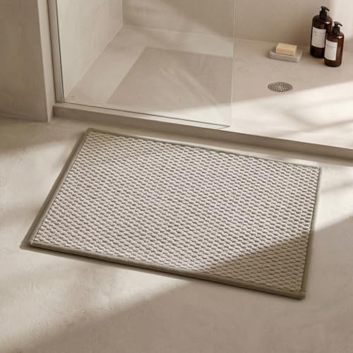 Triohero Bathroom Rugs Non Slip Washable, Super Absorbent Thin Bath Mat Small Quick Dry Low Pile Bathroom Rug, Beige 16"x24"