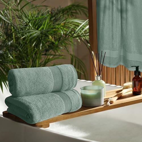 Belizzi Home 4 Pack Bath Towel Set 27x54, 100% Ring Spun Cotton, Ultra Soft Highly Absorbent Machine Washable Hotel Spa Quality Bath Towels for Bathroom, 4 Bath Towels - Jade