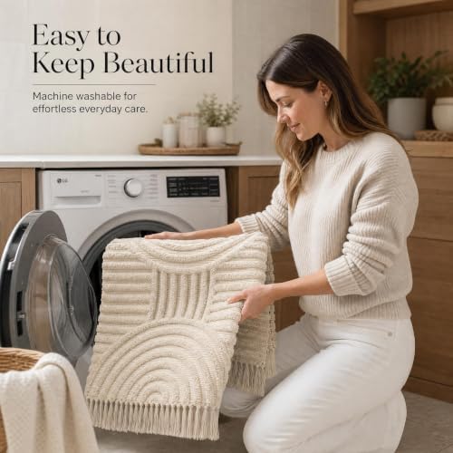 KIBAGA Beautiful Boho Rug with Tassels for Bathroom - Soft 2x3 ft Cotton