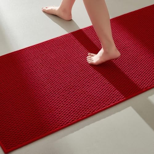 TYUU Christmas Bathroom Runner Rugs, Long Bath Mat Runner Washable Thin Quick Dry Low Pile Bathroom Runner Rugs Non Slip, Red 24"x70"
