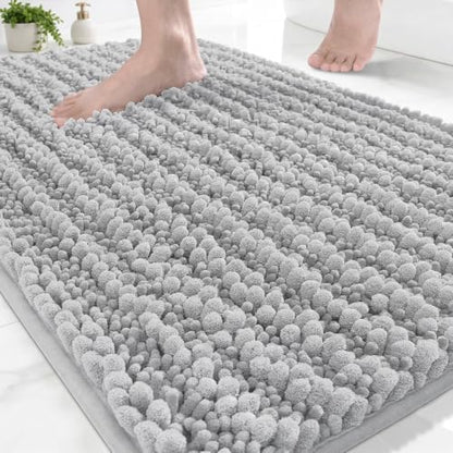 Disolla Small Bath Mat 17x24 Inch - Chenille Silver Bathroom Rug, Extra Soft Absorbent Plush Shaggy Bathmat, Non-Slip Machine Washable Floor Mat for Shower, Tub and Sink
