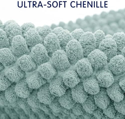SUBRTEX Bathroom Rugs, 24" x 44" Chenille Bath Rug Soft Short Plush Bath Mat Soft Shower Mat Water Absorbent Shower Mat Quick Dry Machine Washable, Light Green