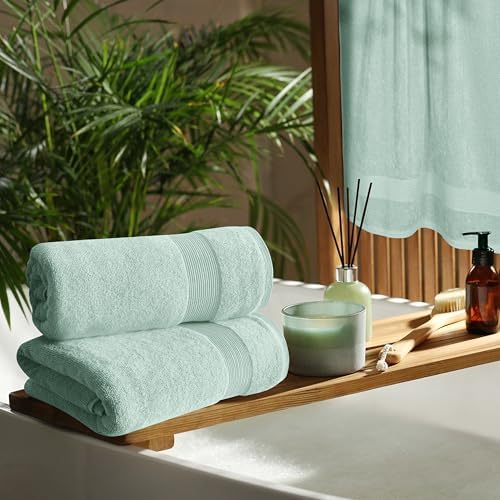 Belizzi Home 4 Pack Bath Towel Set 27x54, 100% Ring Spun Cotton, Ultra Soft Highly Absorbent Machine Washable Hotel Spa Quality Bath Towels for Bathroom, 4 Bath Towels - Sea Green