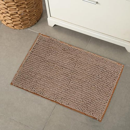 FRESHMINT Chenille Bath Rugs Extra Soft and Absorbent Microfiber Shag Rug, Non-Slip Runner Carpet for Tub Bathroom Shower Mat, Machine-Washable Durable Thick Area Rugs (Caramel Heather, 24" x 17")