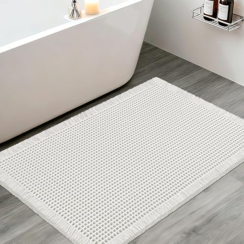ACCUMTEK Upgraded Waffle Bath Mat, 32"x20" White, Super Absorbent Non-Slip Quick Dry Bathroom Rugs with Tassels, Machine Washable Ultra Soft Boho Bath Rugs for Floor, Toilet Mats Boho Farmhouse Decor