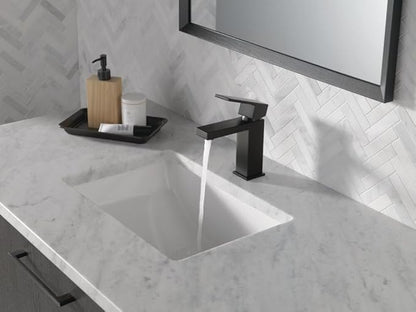 Delta Ara Matte Black Bathroom Faucet 1 Hole, Single Hole Bathroom Sink Faucet for Vanity, Metal Push-Pop Drain Assembly, Matte Black 567LF-BLGPM-PP