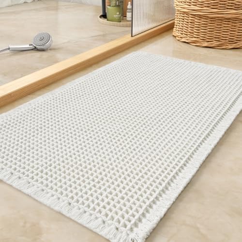 tchdio Waffle Bath Mat Rug, Super Absorbent Non Slip Bath Mats for Bathroom Mat Ultra Soft Bathmat Machine Washable Bath Rugs with Tassels, Bath Rugs for Bathroom Floor Beside Tub, 17" x 24", White