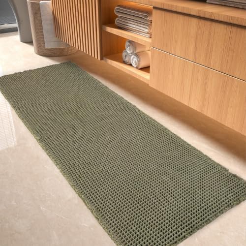 tchdio Waffle Bath Mat-Runner Rug, Super Absorbent Non Slip Bath Mats for Bathroom Machine Washable Long Rugs with Tassels, Bath Rugs for Bathroom Floor Beside Tub, 2' x 4'(24" x 48"), Green