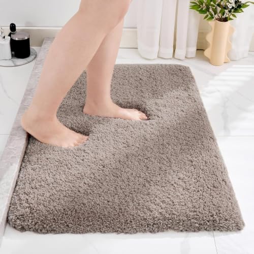 Disolla Taupe Grey Bathroom Rug 20x32 - Non-Slip Plush Thick Bath Mat, Highly Absorbent & Ultra Soft Fluffy Floor Mat, Machine Washable for Shower and Tub