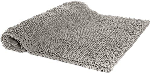 Amazon Basics Platinum Bathroom Rug Mat, Ultra Absorbent Plush Shag, Non-Slip, Quick Drying, Machine Washable, 21" x 34"