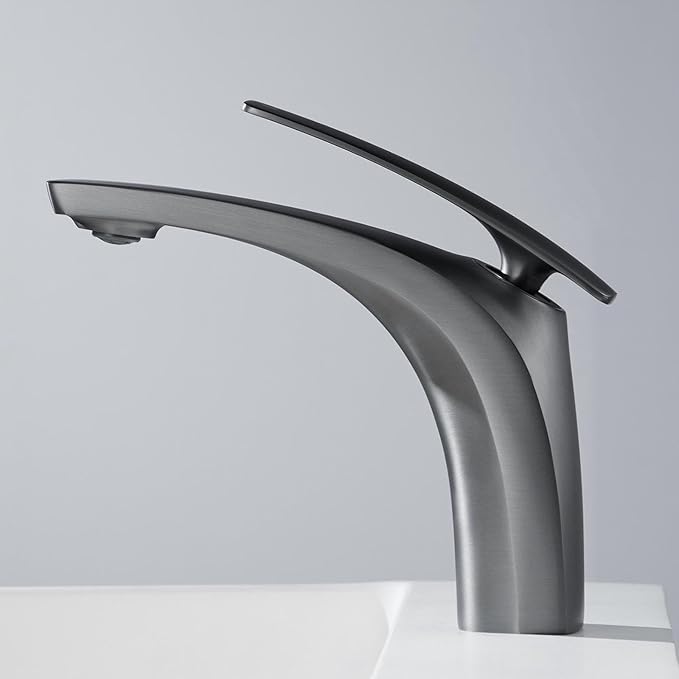 Single Handle Bathroom Faucets Brass Single Hole Faucet for Bathroom Sink Hot Cold Gun Gray